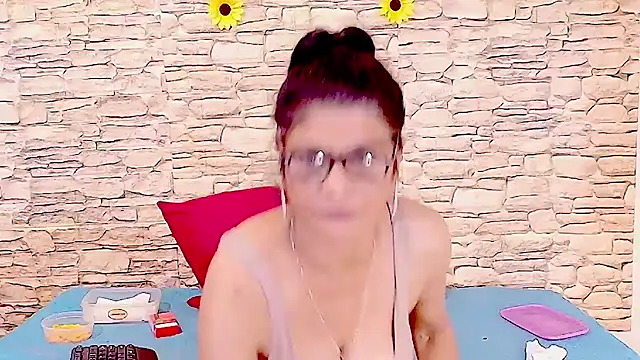 IndianAllure – Naživo XXX chat