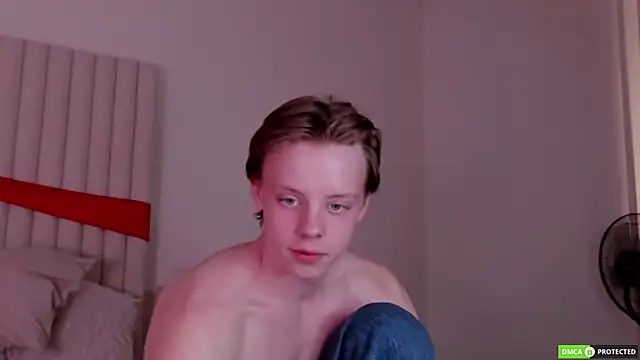 SimonWarner Live XXX-Chat