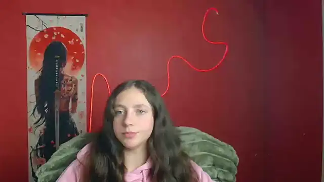 Онлайн чат XXX KissMeJulia