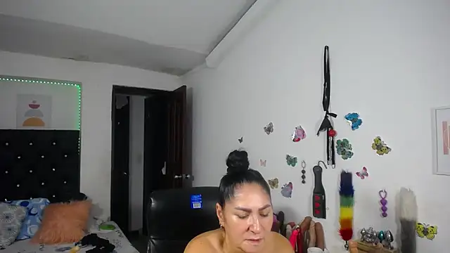 mature_bigboobs10's Live XXX Chat