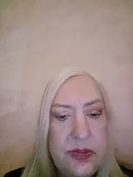 Julia20Xn Webbikameraesitys