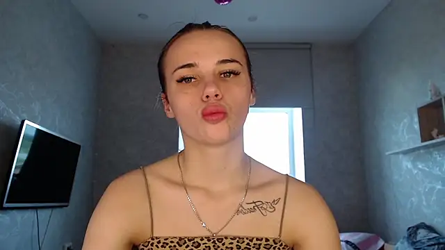 Kseni_a 现场XXX聊天