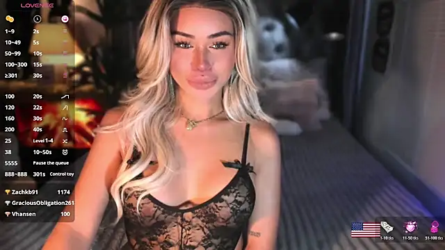 Онлайн чат XXX ZyraGoddes