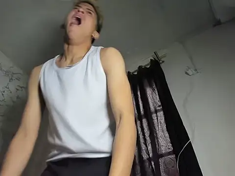 Chat +18 de Ian_Savage ao vivo