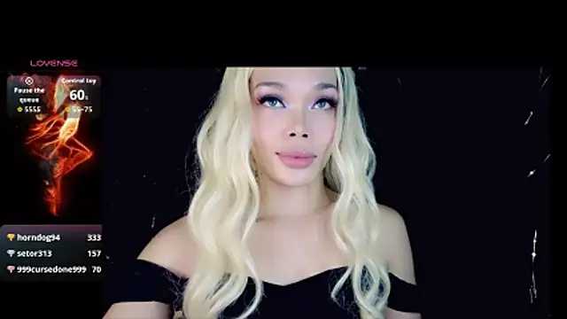 YOURHOT_STUFF Show in webcam