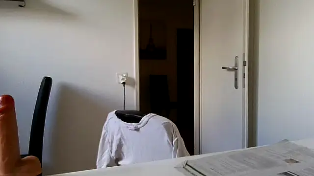 alpha-hunk élő XXX-chatje