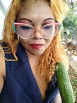 hemilynthomas2467 Live XXX-Chat