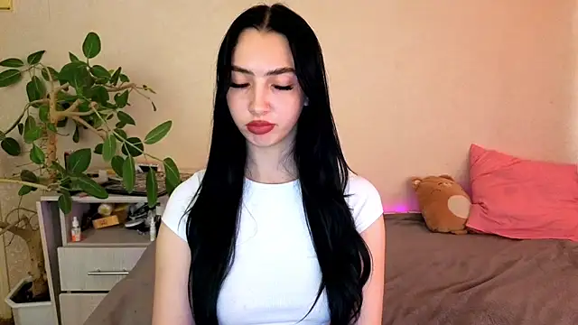 WildKittenX_ 即時 XXX 聊天