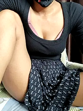 Czat XXX na żywo – hansika_25
