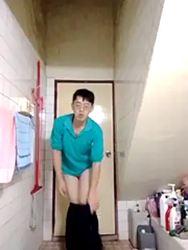 o0-69o Show Webcam