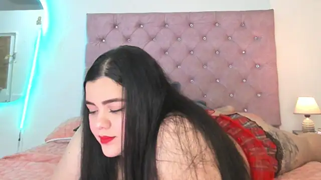 Chat +18 de laurenlaine ao vivo
