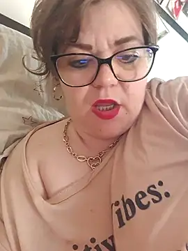 cindybbwsquirtのライブXXXチャット