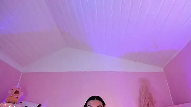 Emily_Roussee – Naživo XXX chat