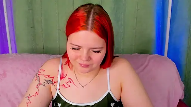 KellyFiery Chat XXX in diretta