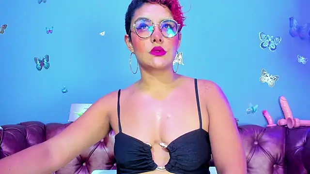 Kaira_mosse's Live XXX Chat
