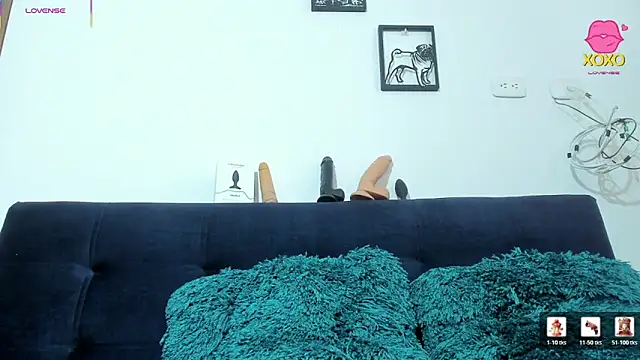 Bessie32 Live XXX Chat