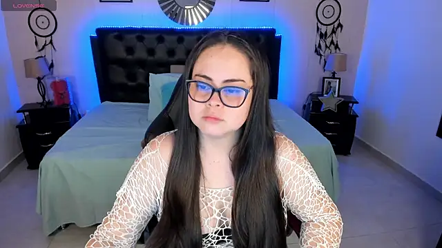 Онлайн чат XXX LolaVillalobos