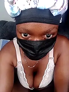Mayah_J Adlı Modelin Web Kamerası Şovu