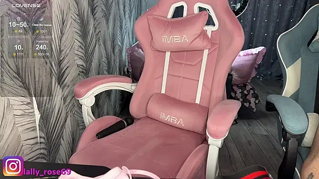 XXX chat uživo modela PoliSOSka