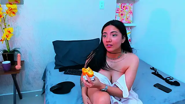 Онлайн чат XXX miichael_black