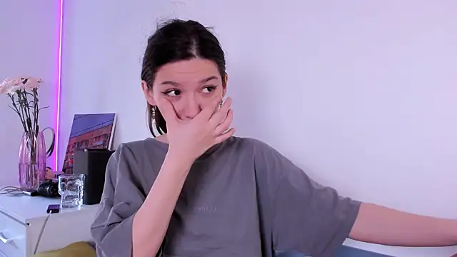miabellee_ Chat XXX live