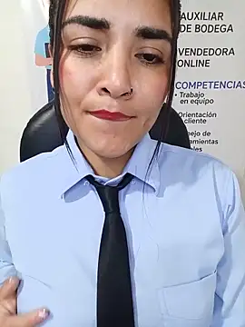 Show de webcam de MAYE__13