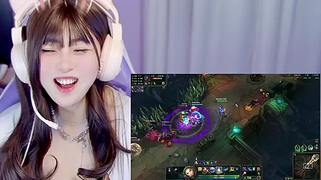 yuki3366 – Naživo XXX chat