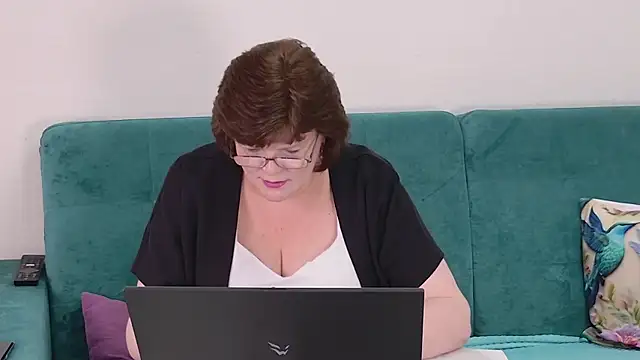 Sandra_Sunrise's Live XXX Chat