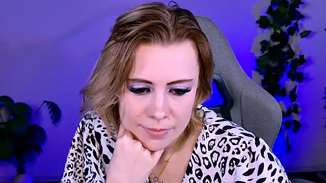 دردشة Kumiho_7777 الجنسية المباشرة