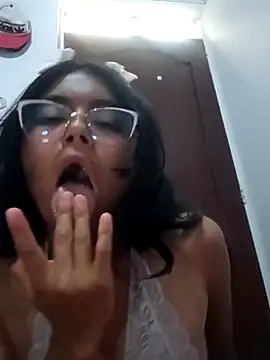 VaneMoon's Live XXX Chat