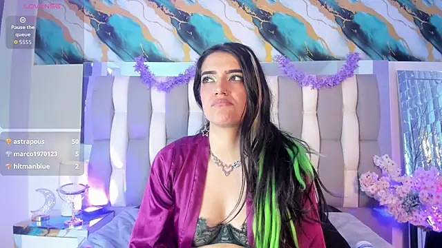 IsaDiiaz Chat XXX in diretta