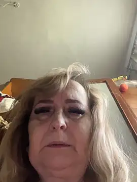 Chat XXX en directo de Irina2909@xh