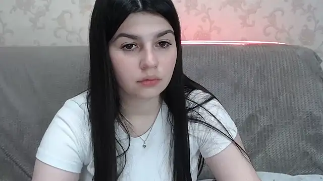 Živý XXX chat KisaModel