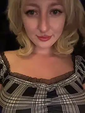 RonnieKiss Chat XXX in diretta