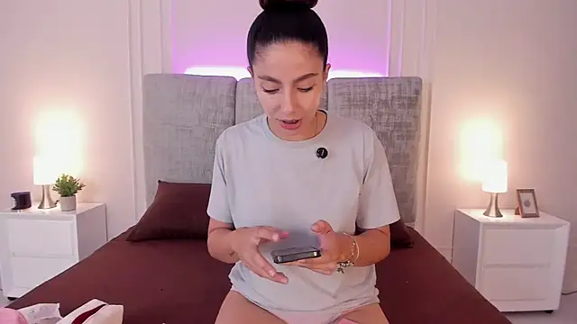 Angel-bells' Live XXX Chat