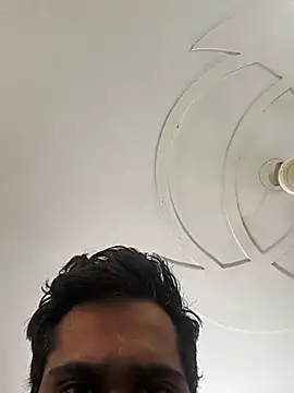 king_akash2000's Live XXX Chat