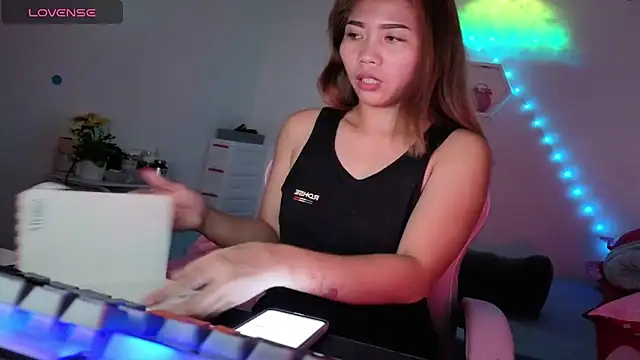 25sweetlilbunny live XXX chat