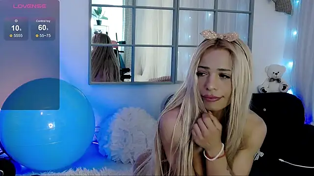 SarahRaynex's Live XXX Chat