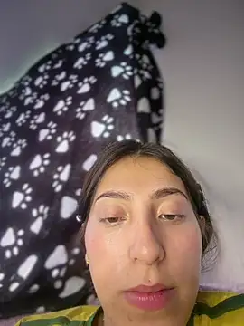 _QaraH Chat XXX live