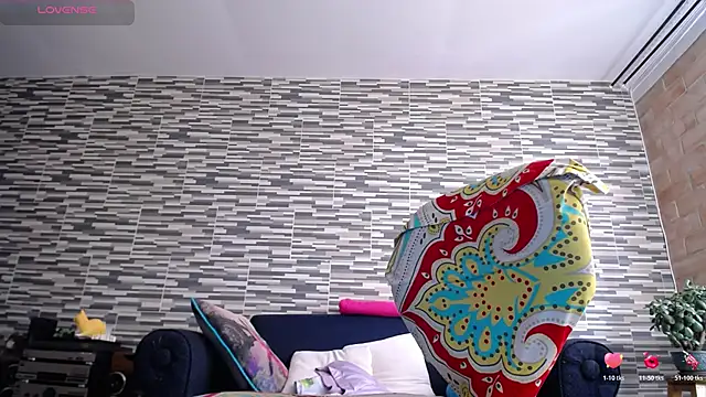 VioletaGomez_Co: διαδικτυακό σόου στην κάμερα