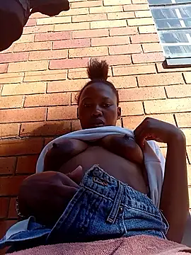 Sweethoneypot25's Live XXX Chat