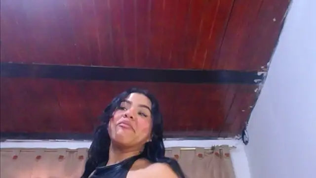 Bicky_24 live XXX chat