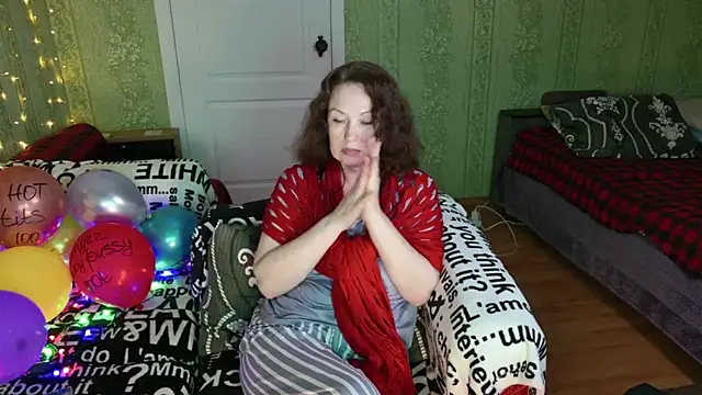 MarleneDietrich's Live XXX Chat