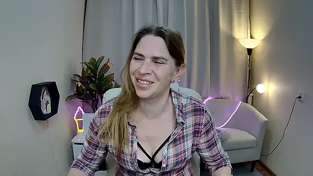 TessaDaybreak's Live XXX Chat