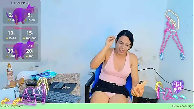 Oh_Tique Live XXX Chat