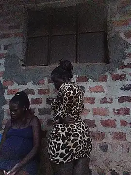 holygrail001's Live XXX Chat