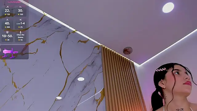 Chat +18 de alissaowens_ ao vivo