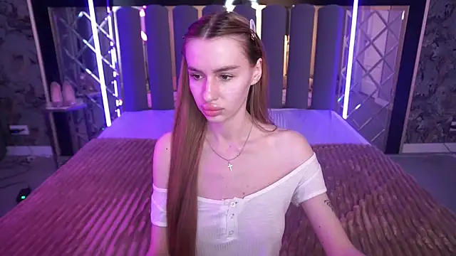 Chatroom XXX en direct de Snow_WhiteeeX