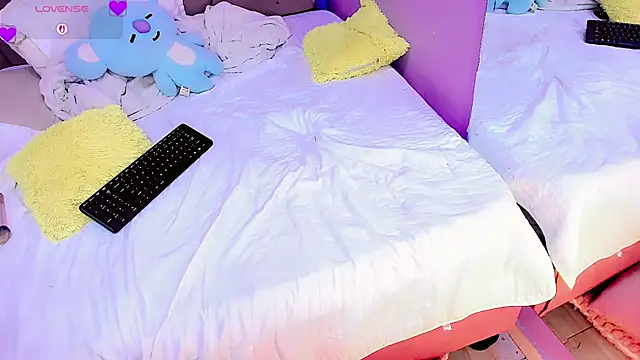 AlissonDannae777's Webcam Show