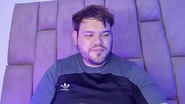 big_bearr webkamerás műsora